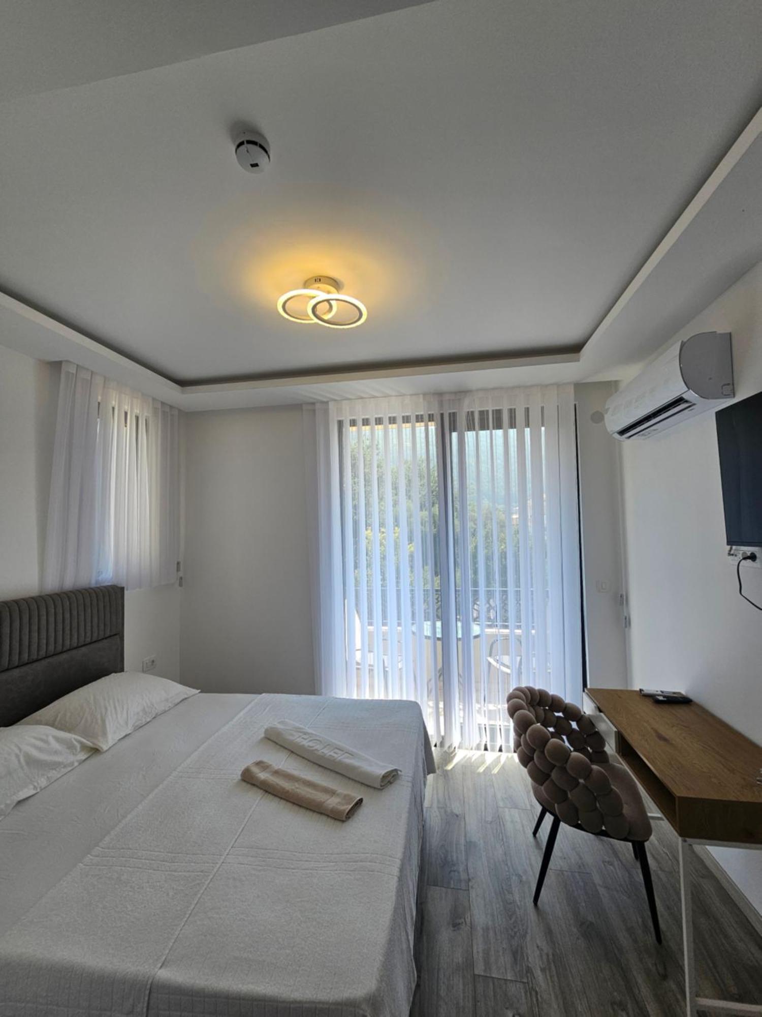 La Vida Apartments บุดวา ภายนอก รูปภาพ