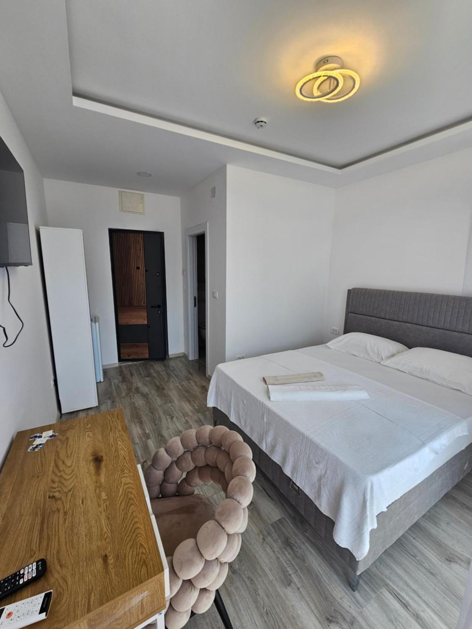 La Vida Apartments บุดวา ภายนอก รูปภาพ
