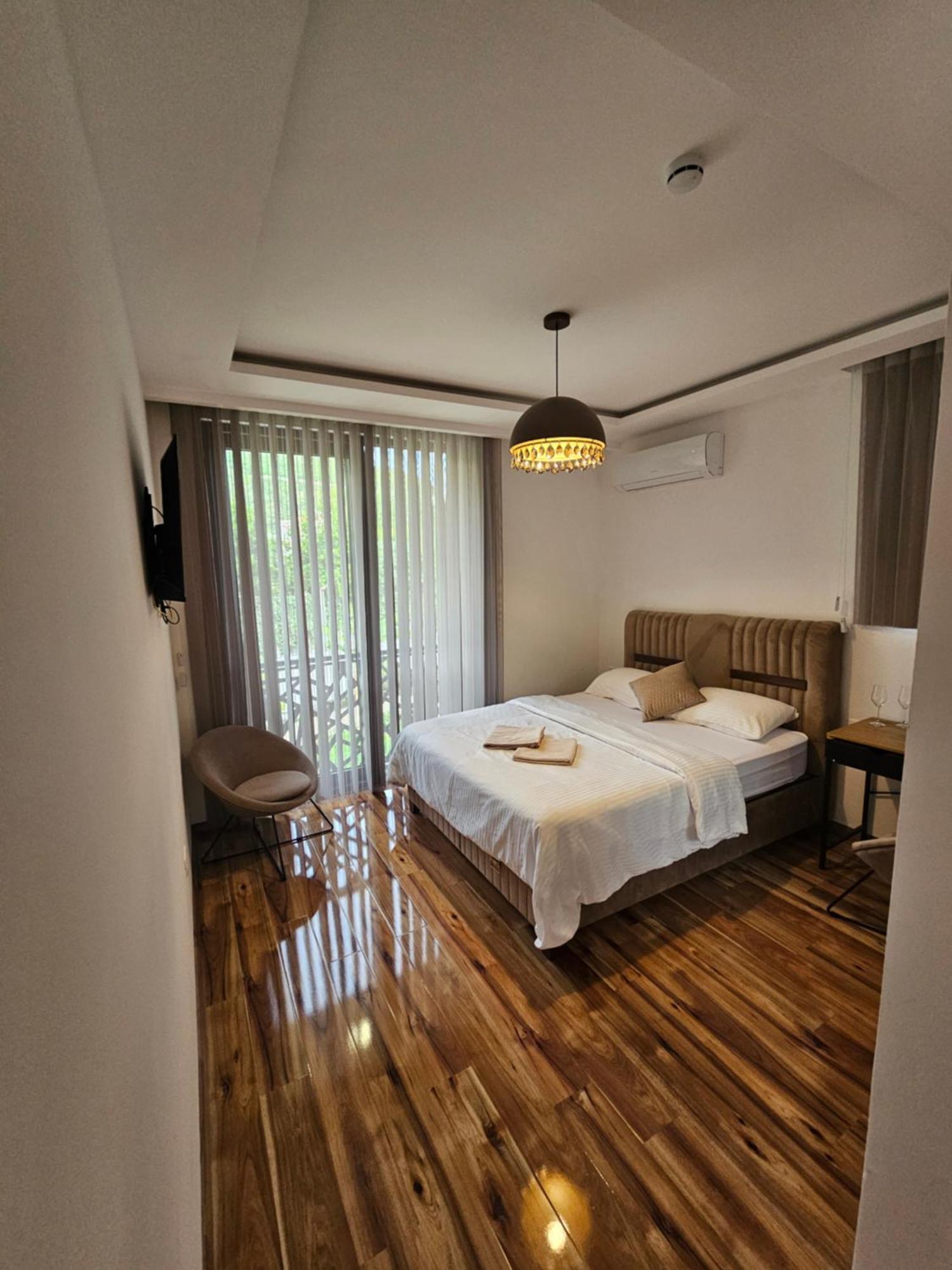 La Vida Apartments บุดวา ภายนอก รูปภาพ