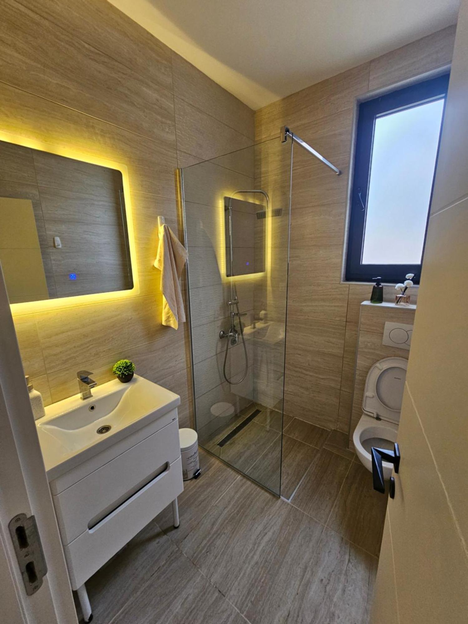La Vida Apartments บุดวา ภายนอก รูปภาพ